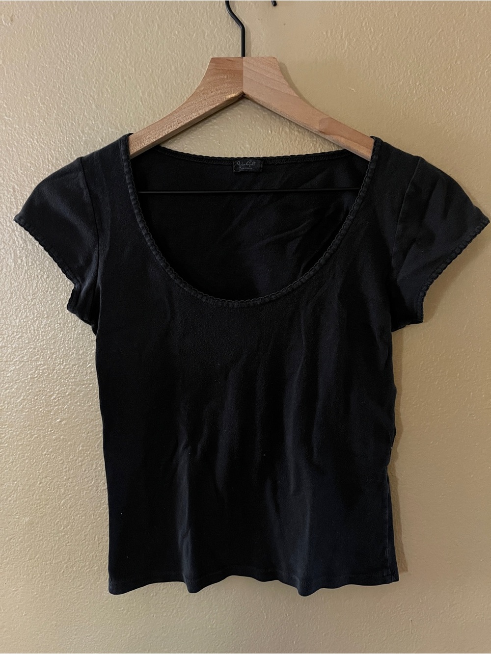Scoop Neck